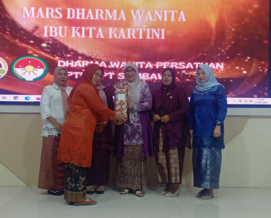 Lomba Paduan Suara Dharma Wanita Persatuan - HUT BPTU-HPT Sembawa
